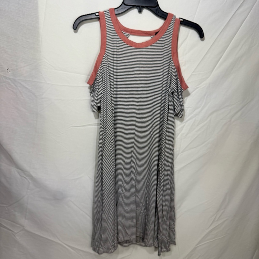Soprano Black and White Striped Cold Shoulder Dress w/Pink Size Small